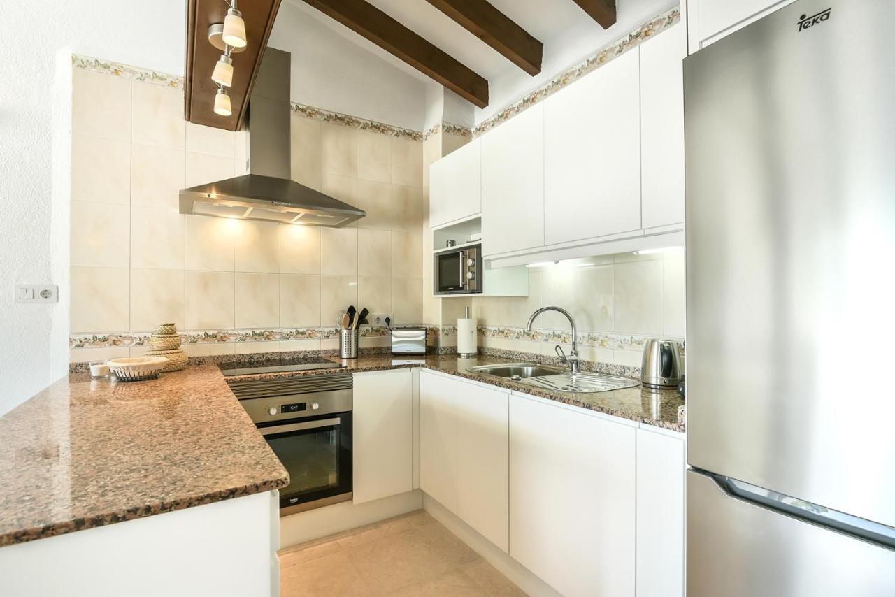 Modern Stylish Bungalow In モライラ エクステリア 写真