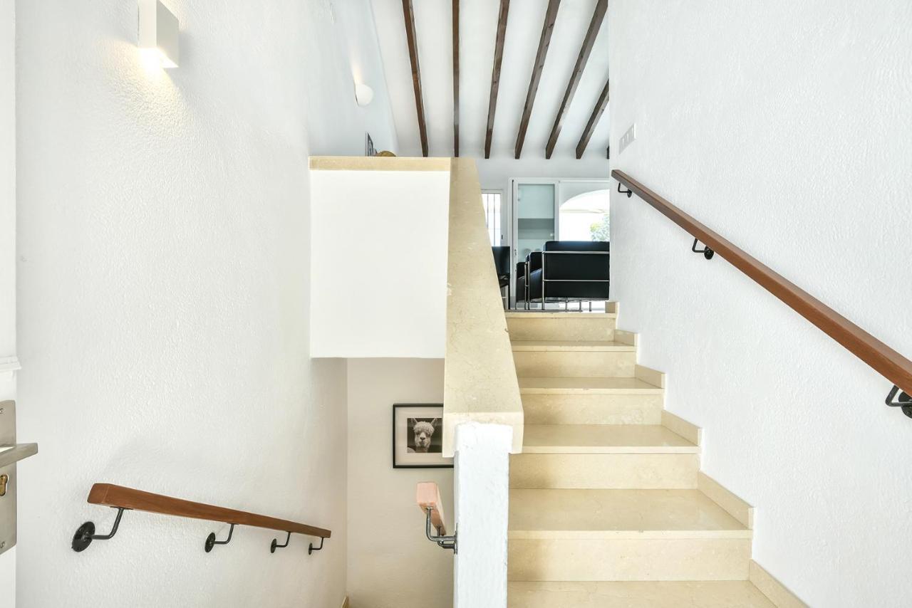 Modern Stylish Bungalow In モライラ エクステリア 写真